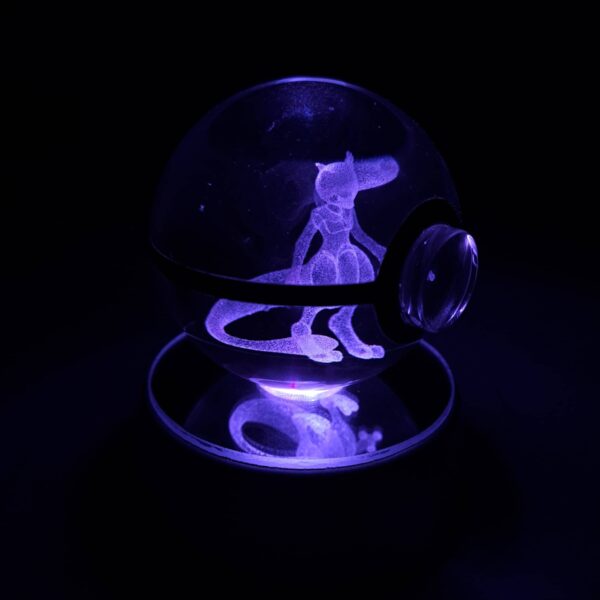 Lámpara de cristal de MewTwo